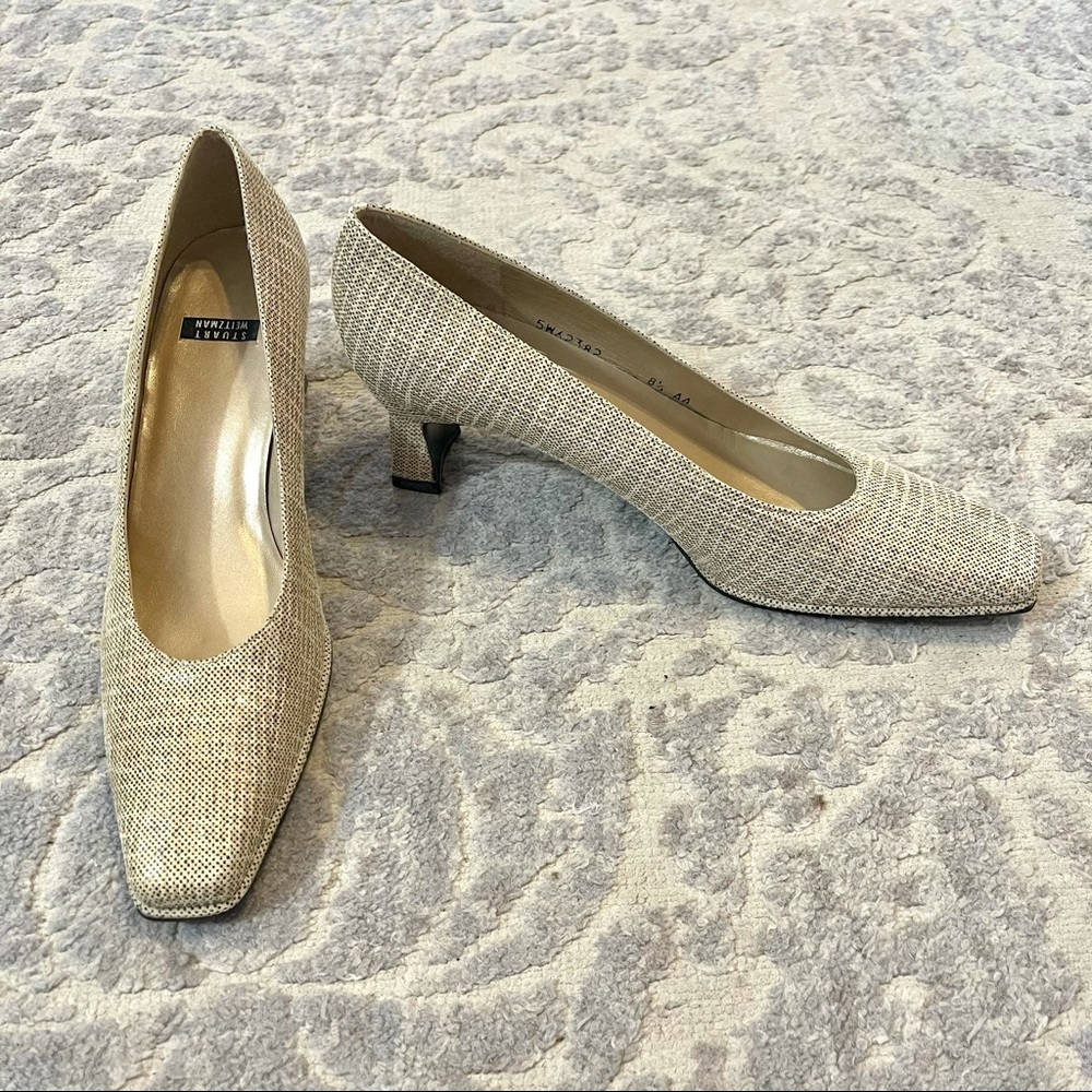 New STUART WEITZMAN Tan Patent Leather Pumps - Picture 4 of 8